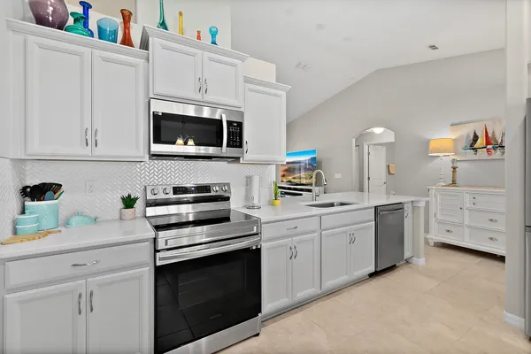 $2,500 | 43 Utica Path, Palm Coast, FL 32164
