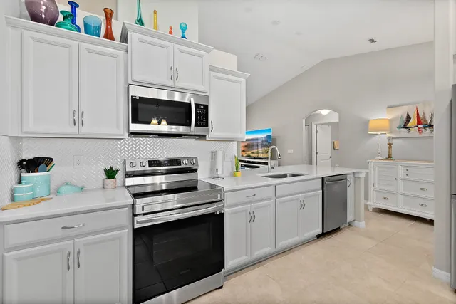 $2,500 | 43 Utica Path, Palm Coast, FL 32164