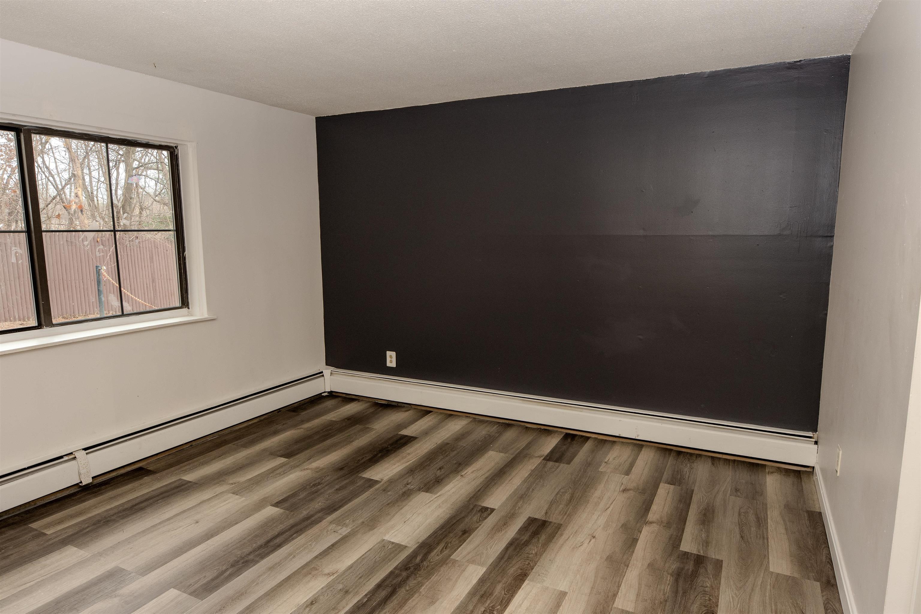 126 Mammoth Road, Unit 1 Hooksett, NH 03106 - Photo 15 of 28