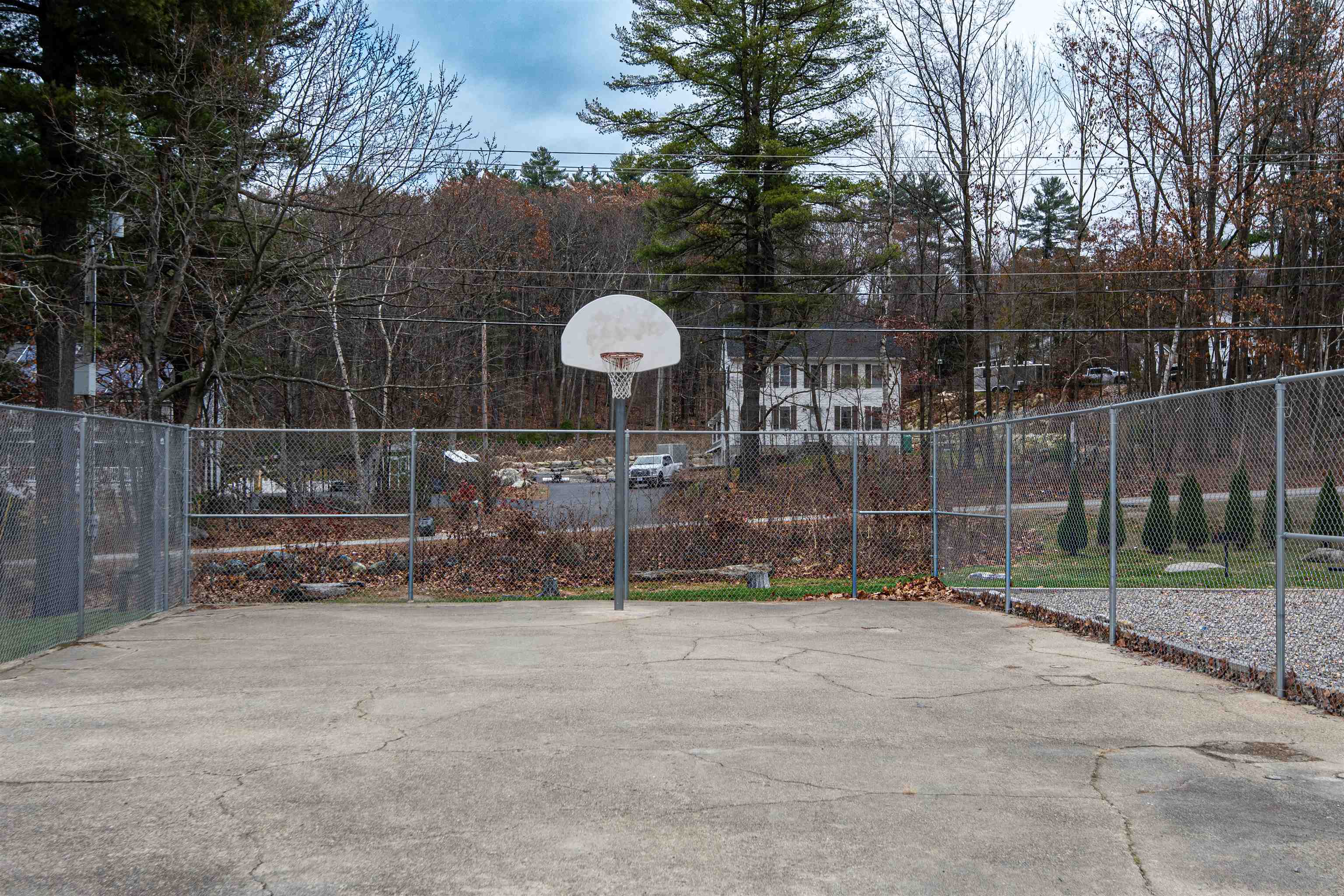 126 Mammoth Road, Unit 1 Hooksett, NH 03106 - Photo 24 of 28