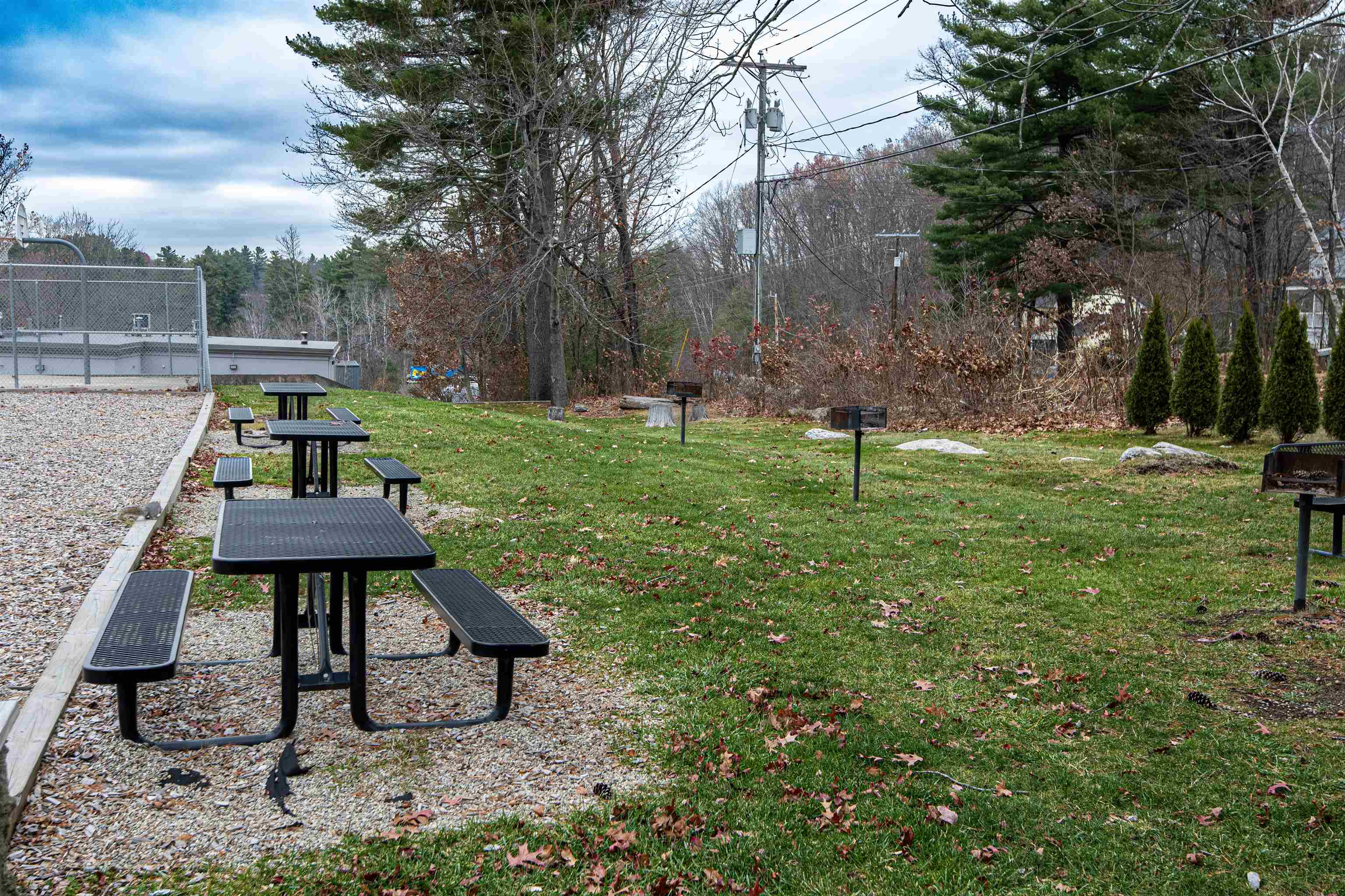 126 Mammoth Road, Unit 1 Hooksett, NH 03106 - Photo 27 of 28