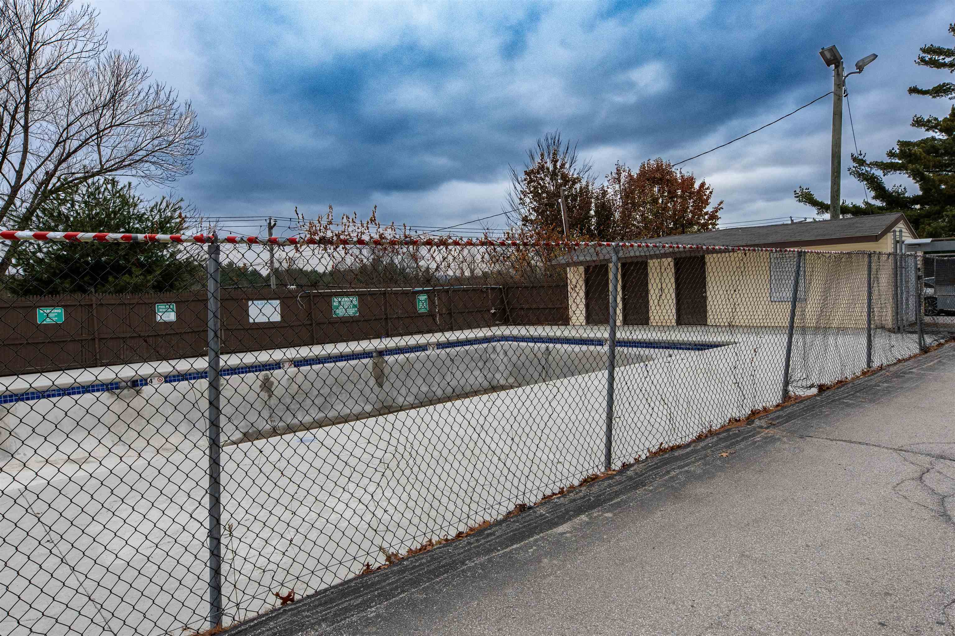 126 Mammoth Road, Unit 1 Hooksett, NH 03106 - Photo 28 of 28