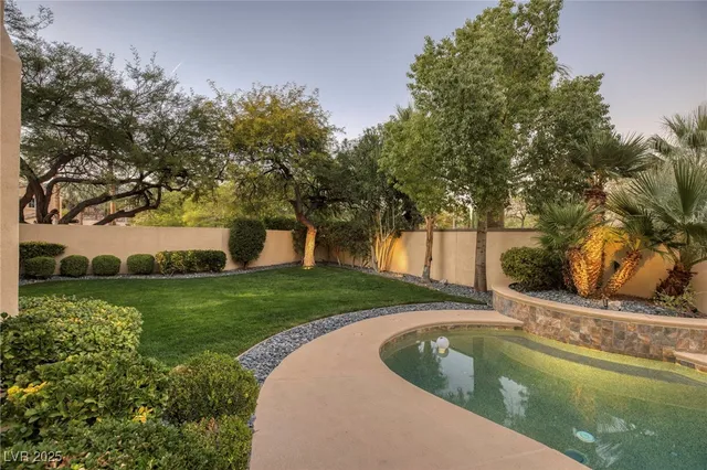 $6,800 | 2462 Hollow Rock Court, Las Vegas, NV 89135