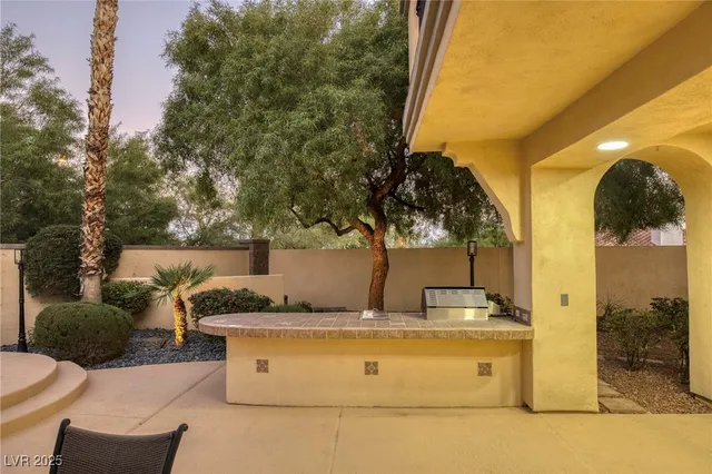 $6,800 | 2462 Hollow Rock Court, Las Vegas, NV 89135