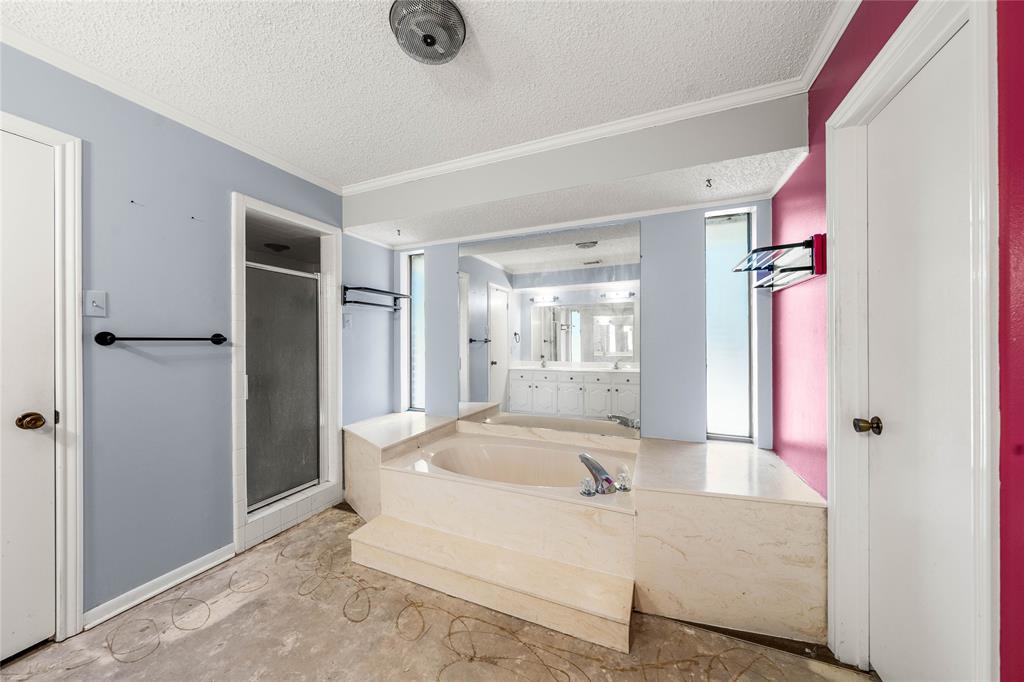 9917 Sandalwood Drive Woodway, TX 76712 - Photo 20 of 37