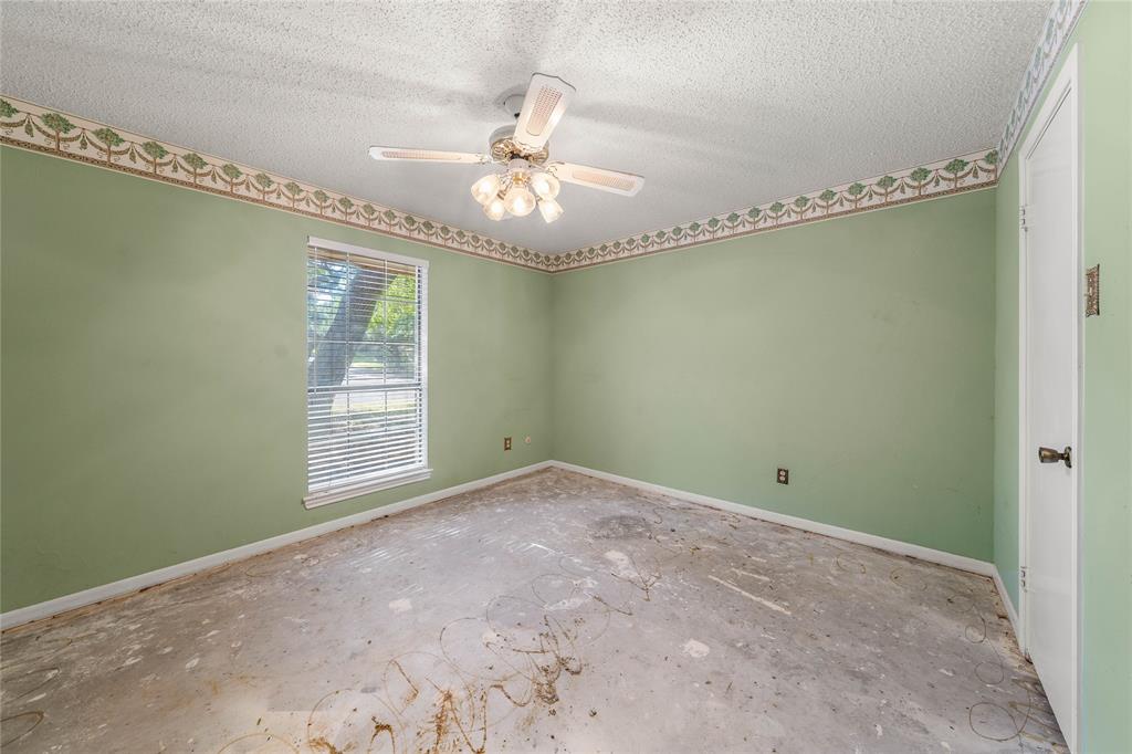 9917 Sandalwood Drive Woodway, TX 76712 - Photo 23 of 37