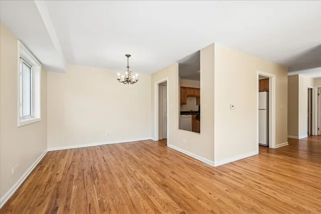 $325,000 | 828 Oakton Street, Unit 3F, Evanston, IL 60202