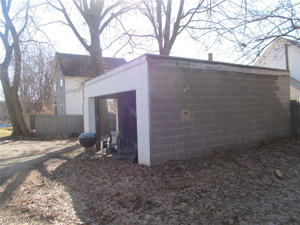504 Rentschler Street Akron, OH 44304 - Photo 6 of 28
