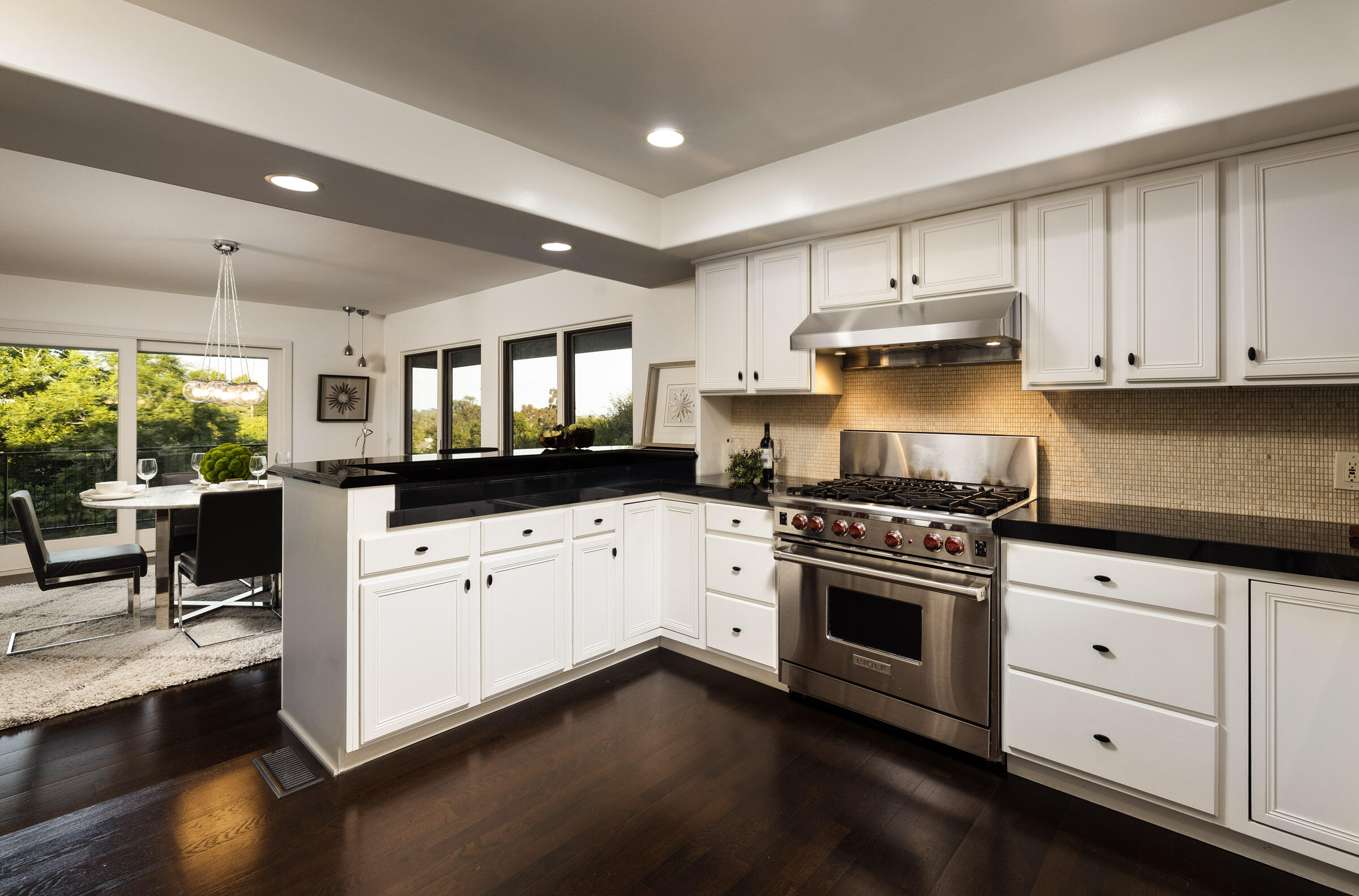914 Medio Road Santa Barbara, CA 93103 - Photo 11 of 29 Wolf range
