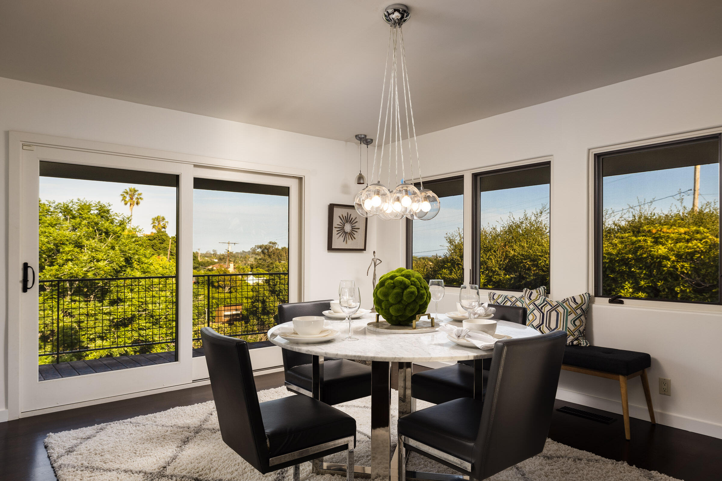 914 Medio Road Santa Barbara, CA 93103 - Photo 7 of 29 Dining area