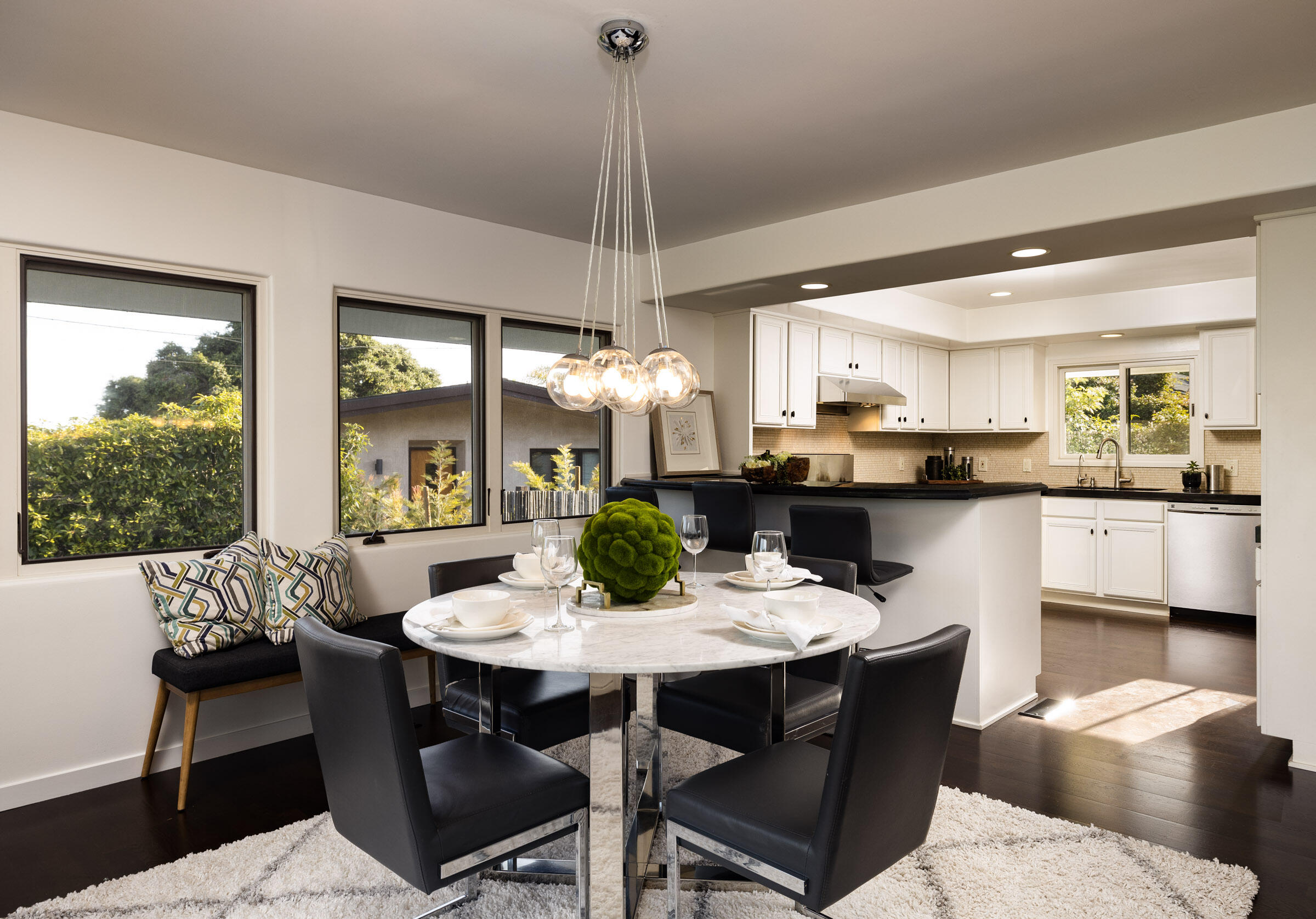 914 Medio Road Santa Barbara, CA 93103 - Photo 8 of 29 Dining & Kitchen view