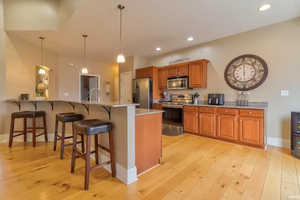 $599,900 | 4288 Hilldale Drive, Newburgh, IN 47630