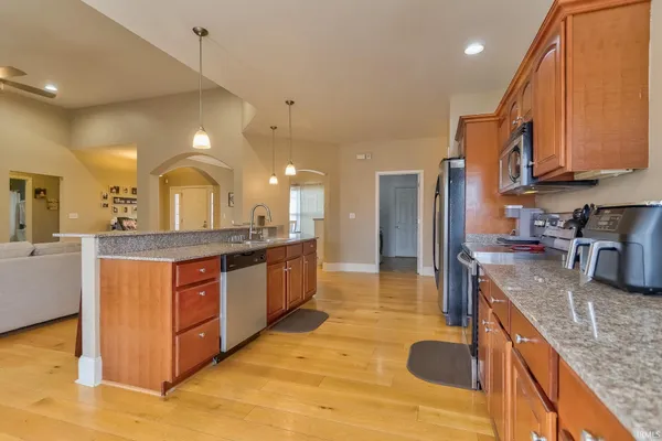 $599,900 | 4288 Hilldale Drive, Newburgh, IN 47630