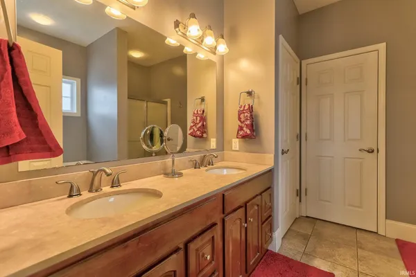 $599,900 | 4288 Hilldale Drive, Newburgh, IN 47630
