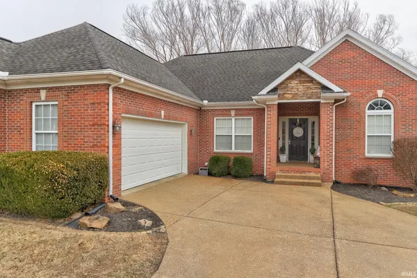 $599,900 | 4288 Hilldale Drive, Newburgh, IN 47630