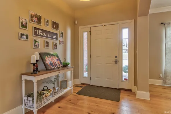 $599,900 | 4288 Hilldale Drive, Newburgh, IN 47630
