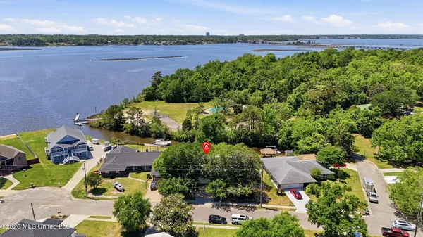 $365,000 | 707 Holly Hills Drive, Biloxi, MS 39532