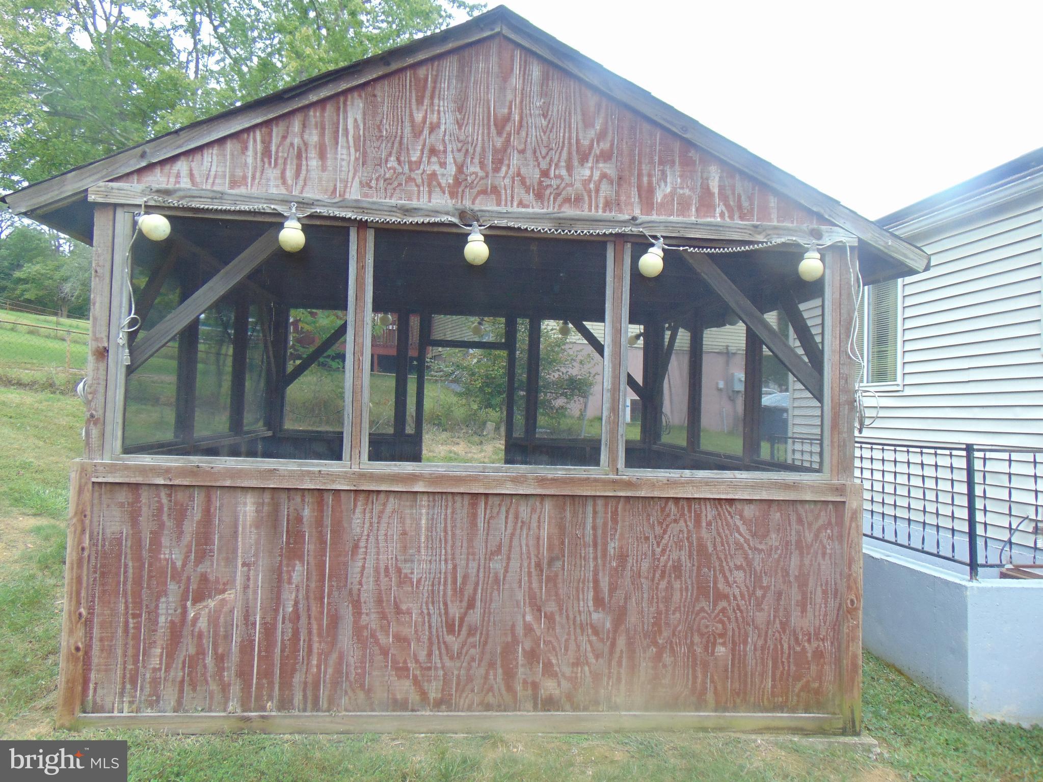 12109 Deka Road Clinton, MD 20735 - Photo 17 of 47 Gallery Image 17