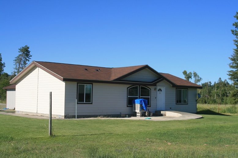 6302 East Allen Road Elk, WA 99009 - Photo 1 of 17