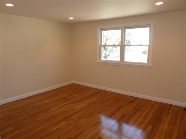 32 Peter Road North Reading, MA 01864 - Photo 18 of 30 Gallery Image 18