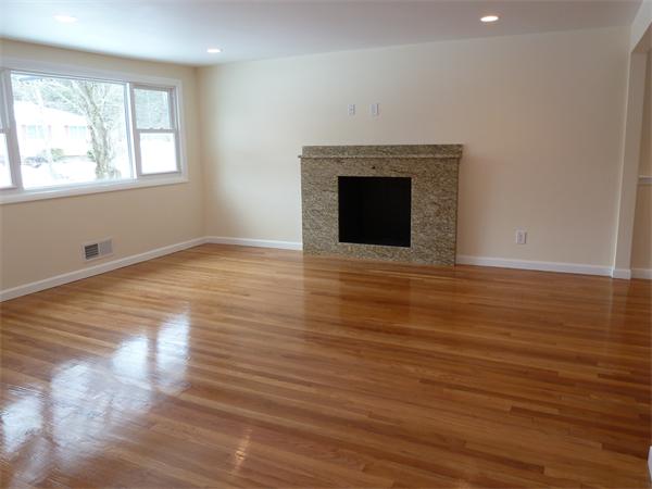 32 Peter Road North Reading, MA 01864 - Photo 5 of 30 Gallery Image 5