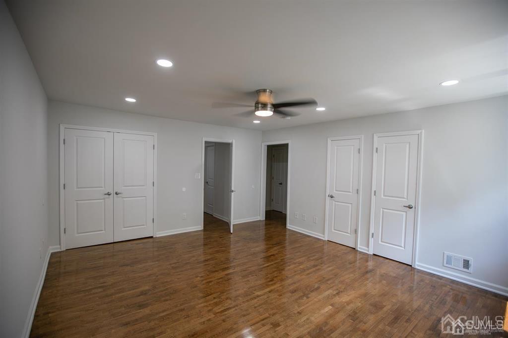 4205 Hana Road Edison, NJ 08817 - Photo 19 of 47 Gallery Image 19