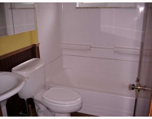 779 Boyce Road Bridgeville, PA 15017 - Photo 5 of 7 Master Bath/Spa.