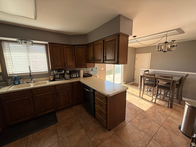 680 Family Circle Sandy, UT 84070 - Photo 20 of 35