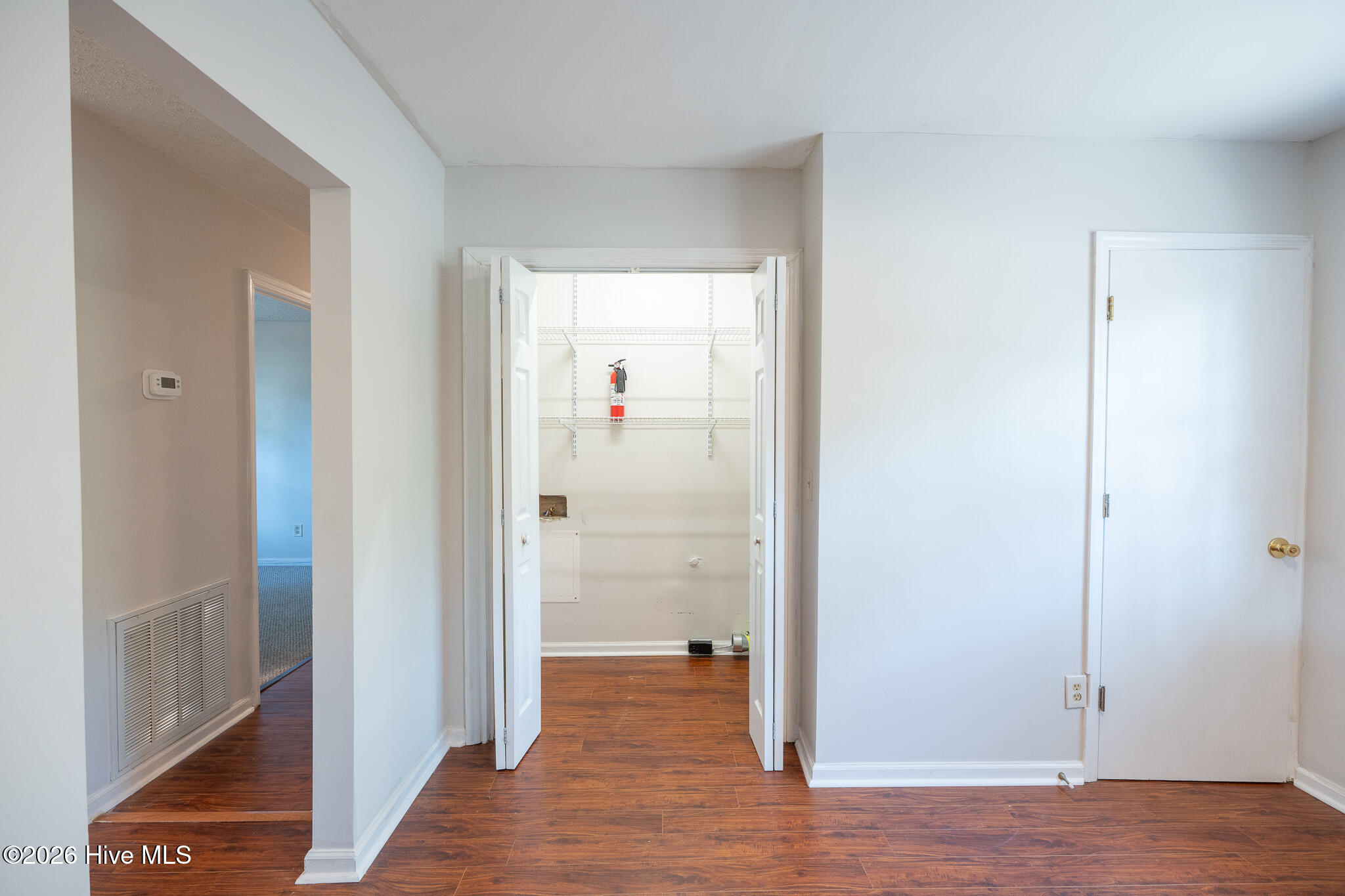 341 Lancaster Road Wilmington, NC 28409 - Photo 11 of 30 DSC02703