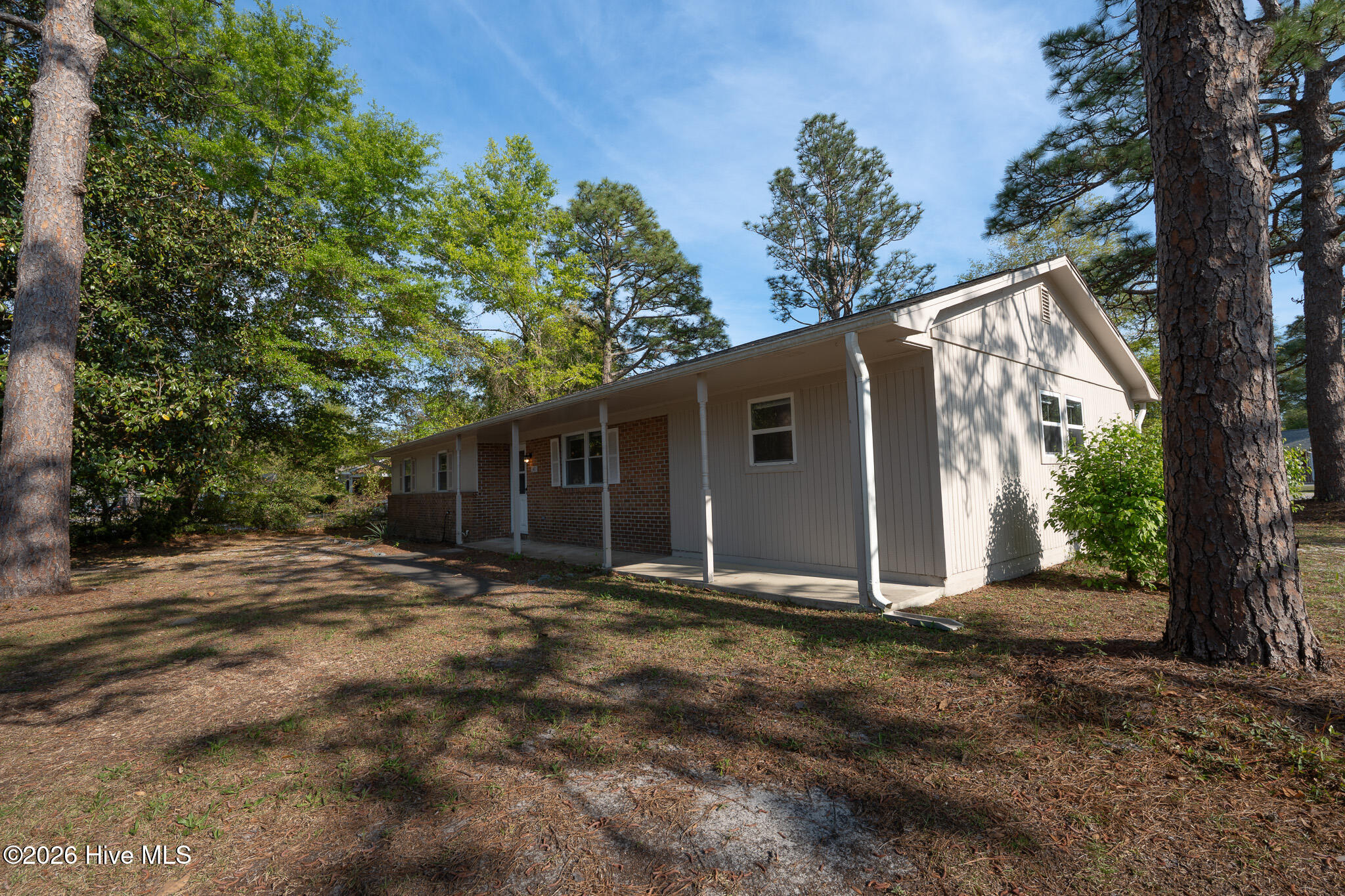 341 Lancaster Road Wilmington, NC 28409 - Photo 3 of 30 DSC02696