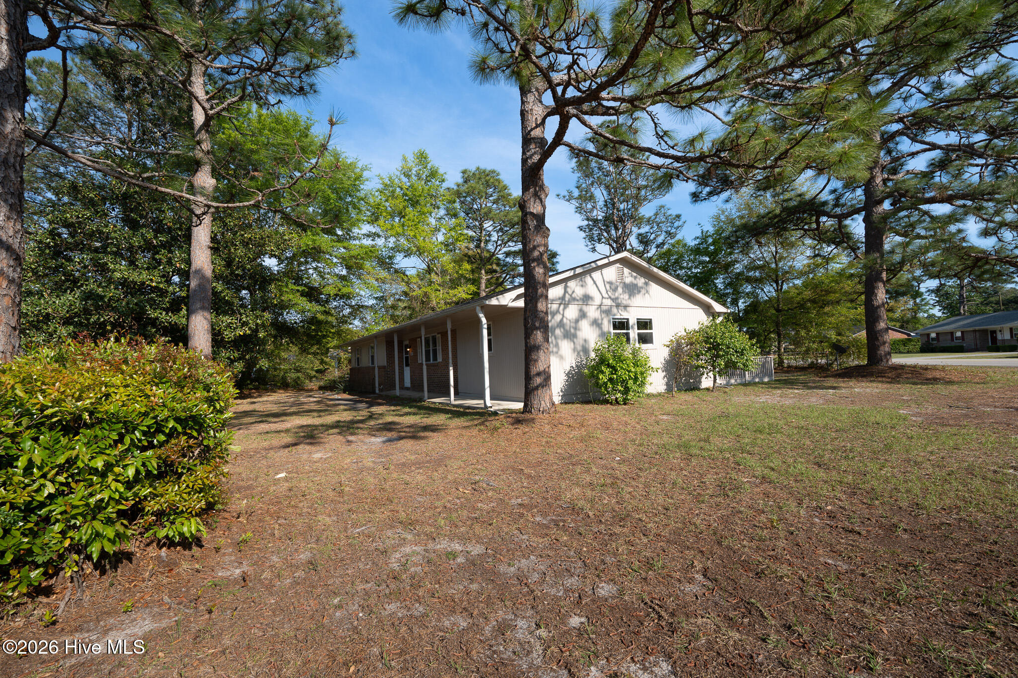 341 Lancaster Road Wilmington, NC 28409 - Photo 4 of 30 DSC02695