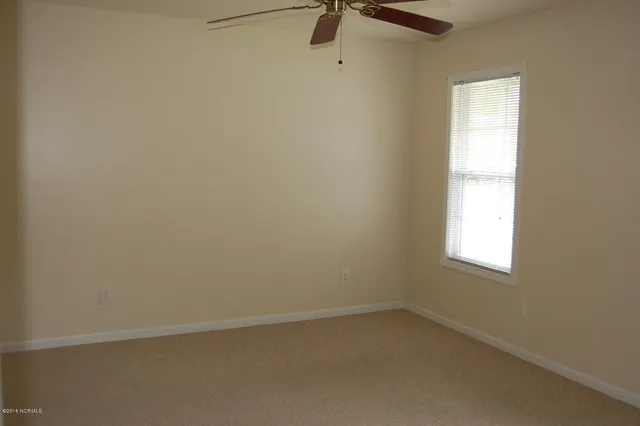 $1,600 | 300 Providence Drive, Jacksonville, NC 28546