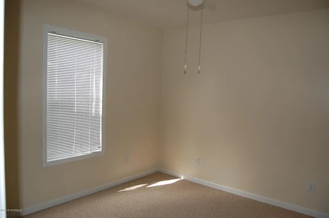 $1,600 | 300 Providence Drive, Jacksonville, NC 28546