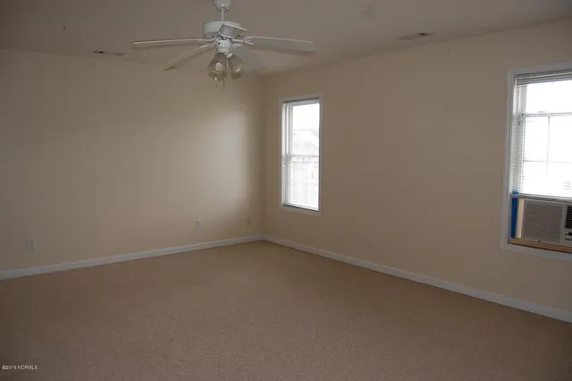 $1,600 | 300 Providence Drive, Jacksonville, NC 28546