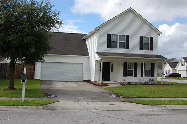 $1,600 | 300 Providence Drive, Jacksonville, NC 28546