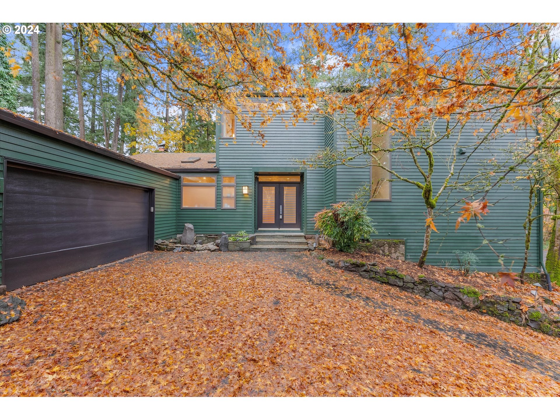 1176 Troon Road Lake Oswego, OR 97034 - Photo 1 of 48 Gallery Image 1