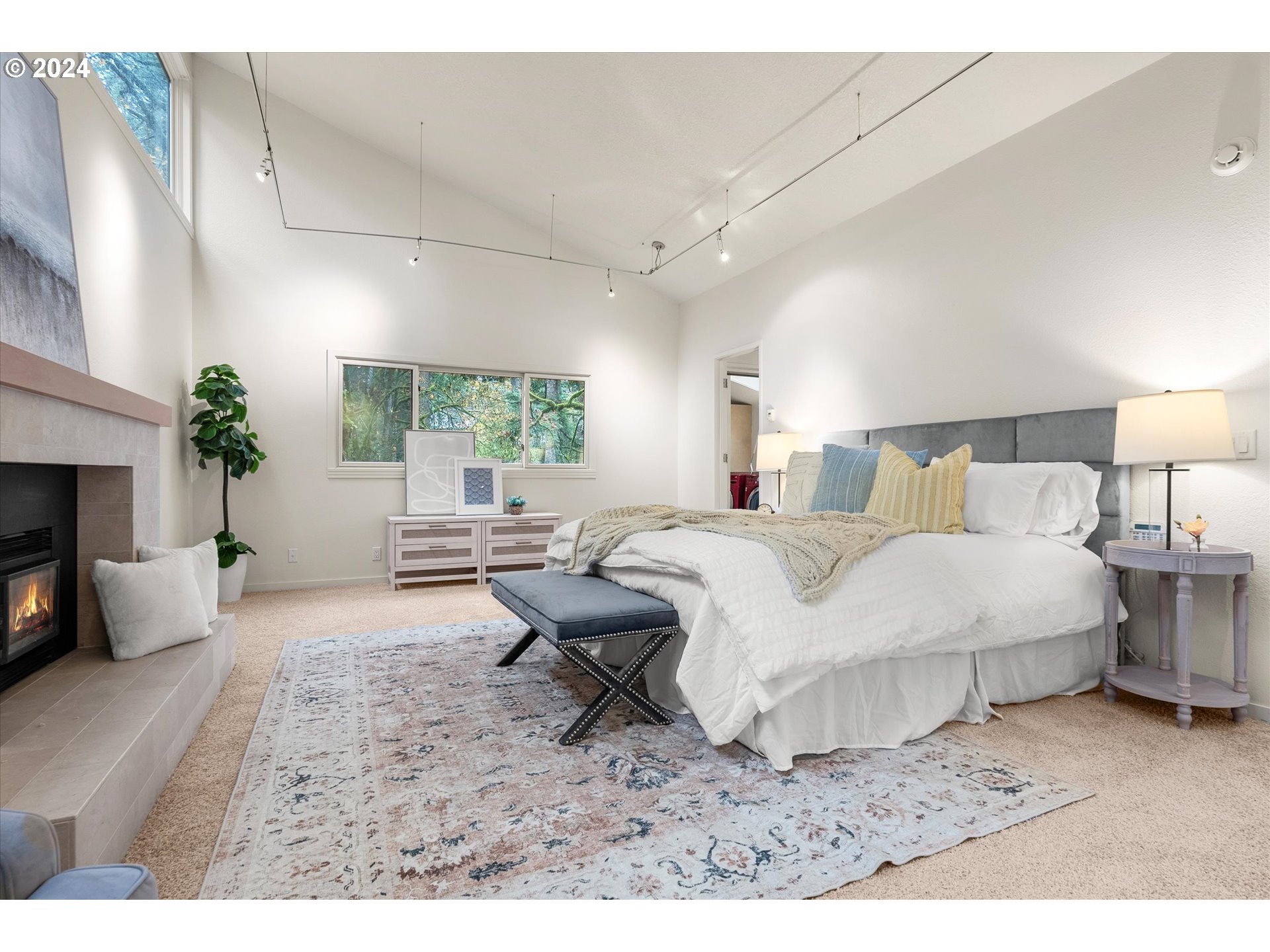 1176 Troon Road Lake Oswego, OR 97034 - Photo 25 of 48 Gallery Image 25