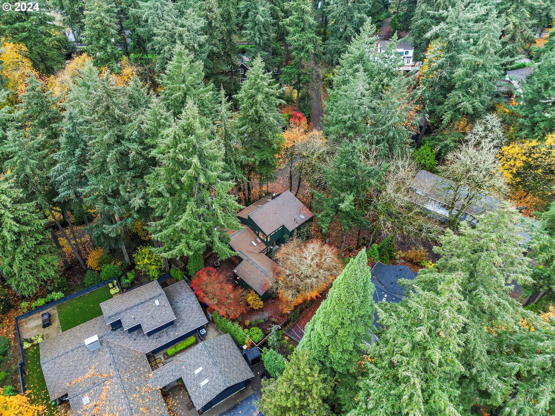 1176 Troon Road Lake Oswego, OR 97034 - Photo 45 of 48 Gallery Image 45