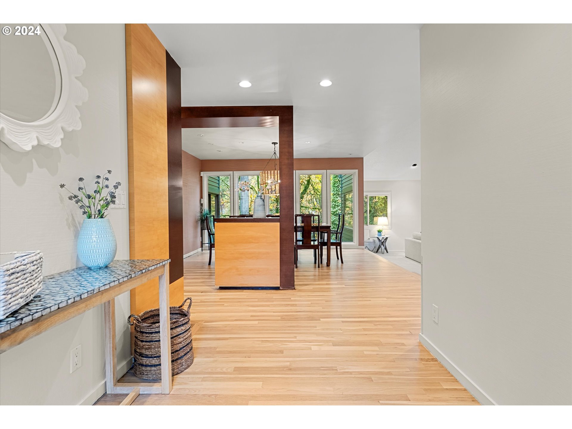 1176 Troon Road Lake Oswego, OR 97034 - Photo 5 of 48 Gallery Image 5