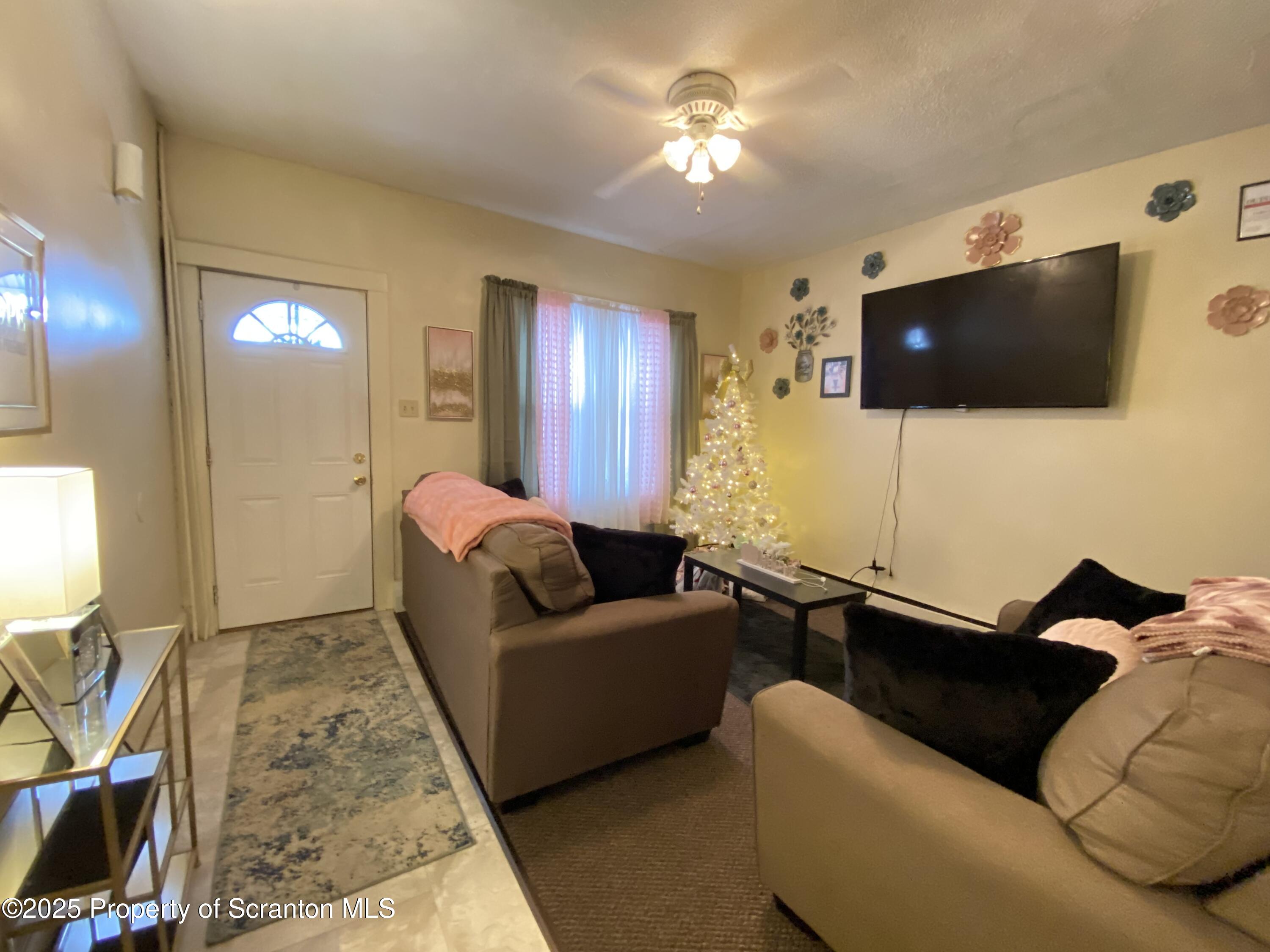 955-961 Providence Road Scranton, PA 18508 - Photo 27 of 74 IMG_6394