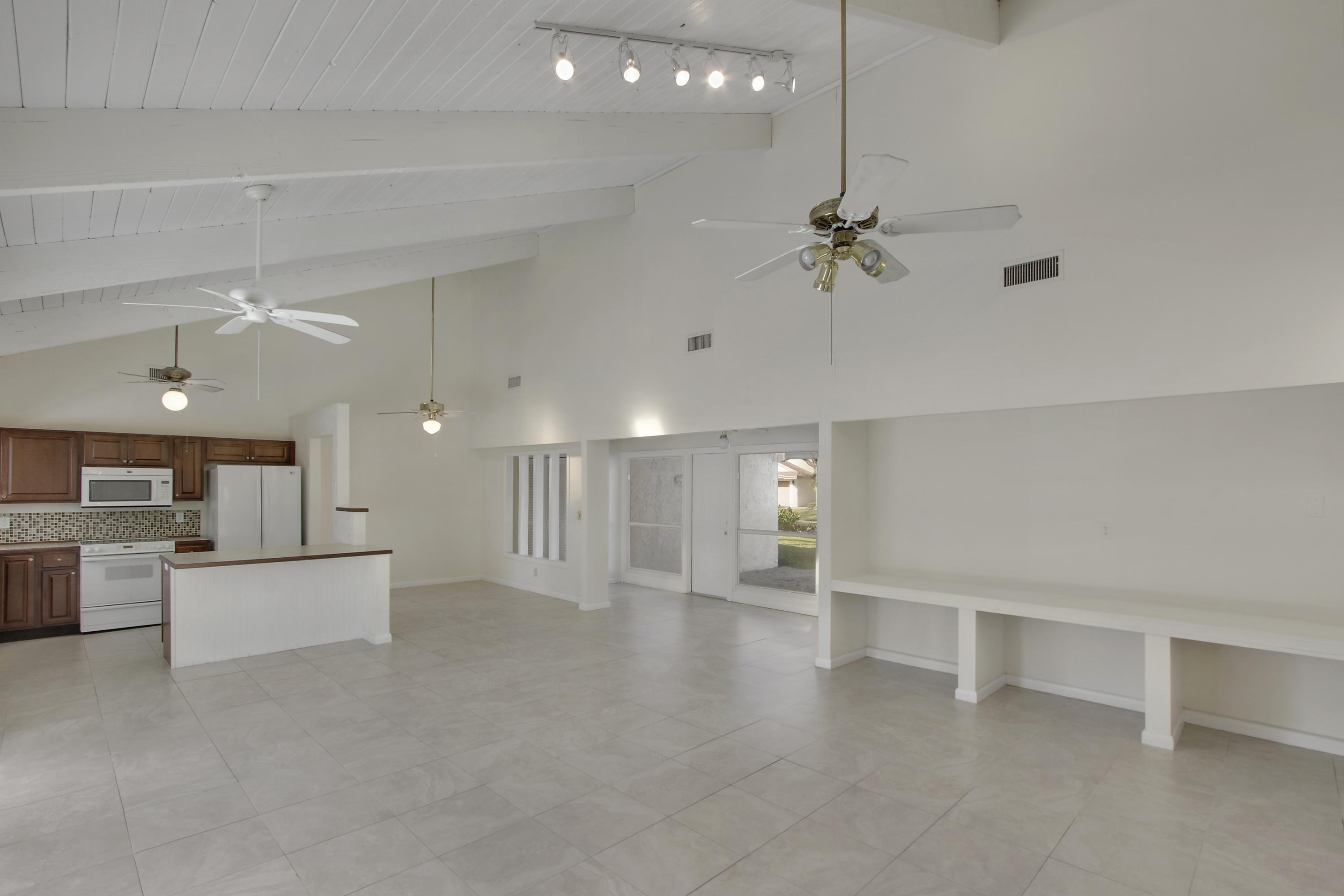 2350 Northwest 30th Road Boca Raton, FL 33431 - Photo 6 of 21 42