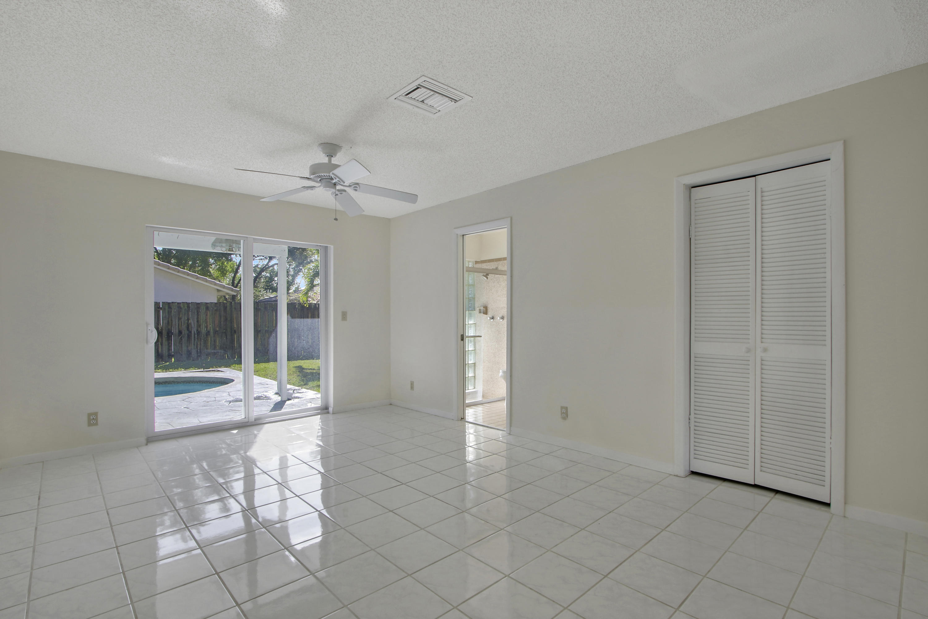 2350 Northwest 30th Road Boca Raton, FL 33431 - Photo 9 of 21 38