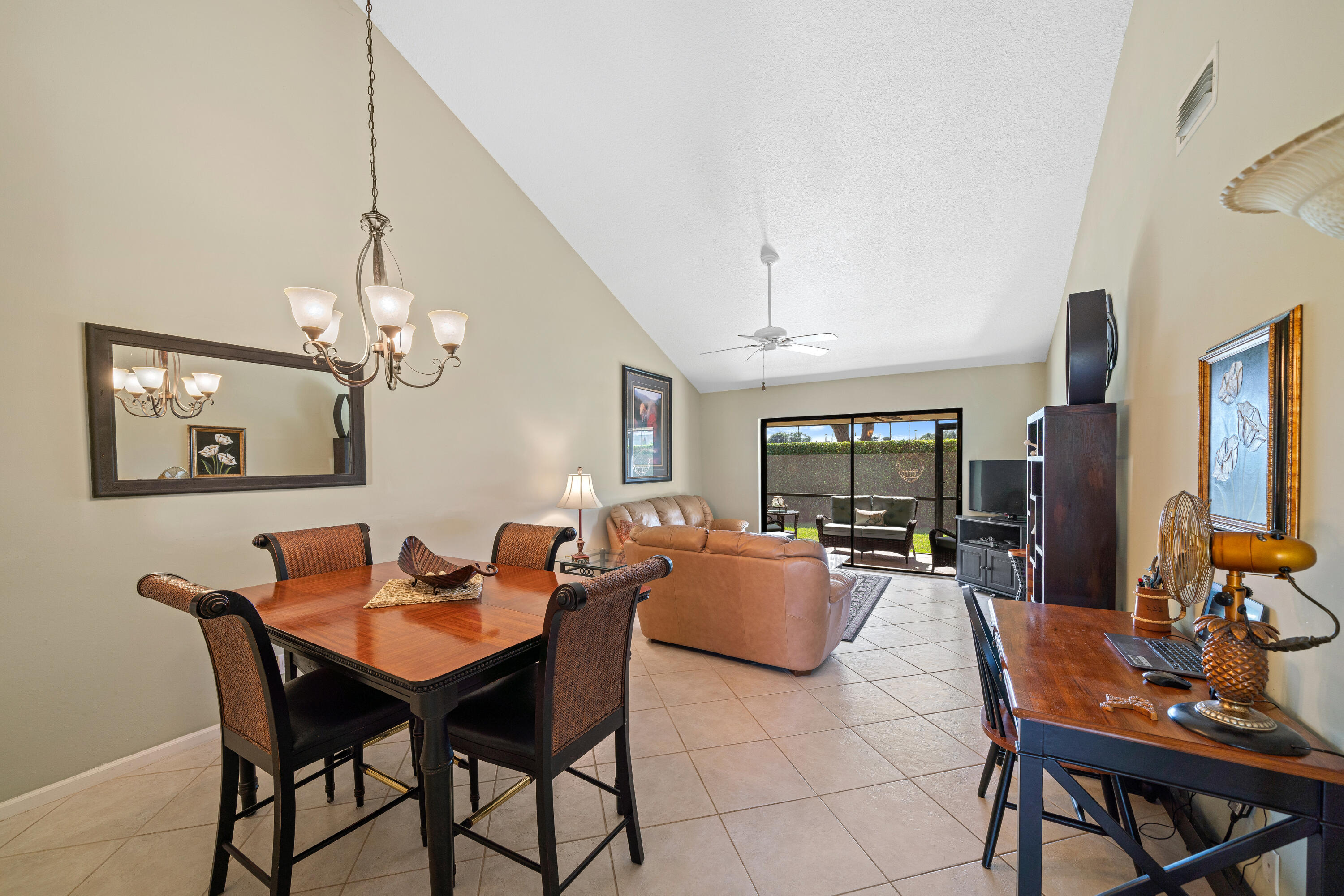 406 Cottonwood Place Boca Raton, FL 33431 - Photo 5 of 32 Dining Room