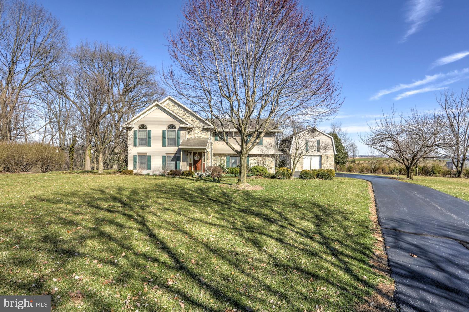 6 Arlin Circle Lititz, PA 17543 - Photo 1 of 52