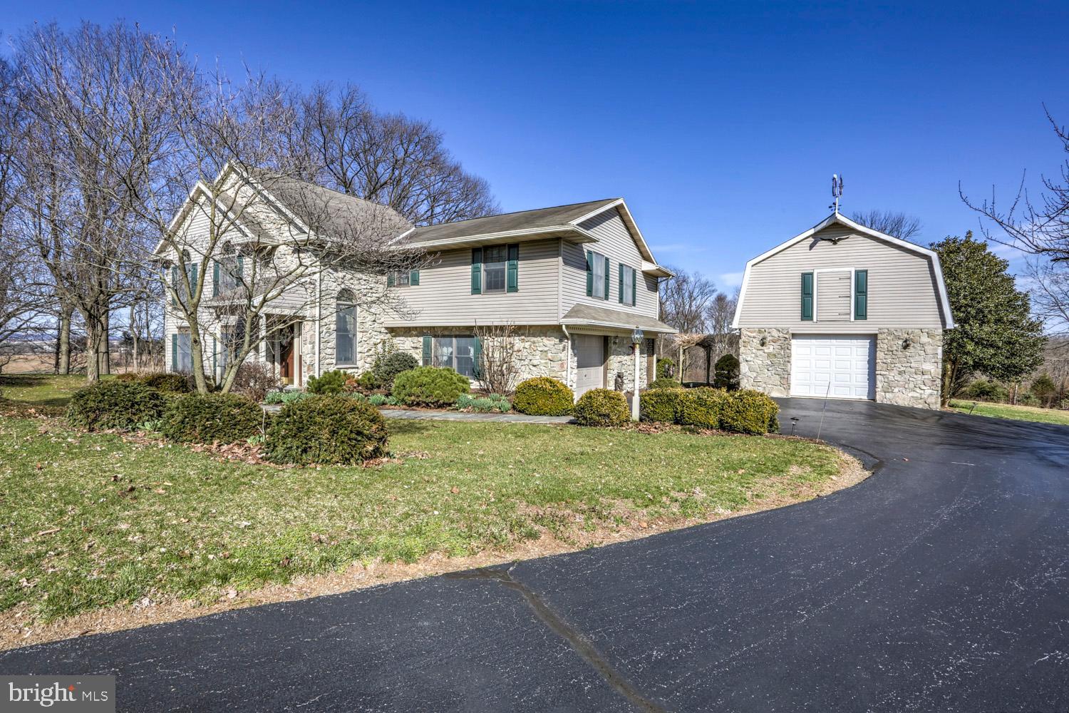6 Arlin Circle Lititz, PA 17543 - Photo 8 of 52
