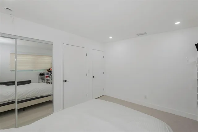 $939,000 | 825 Argonaut Isle, Dania Beach, FL 33004