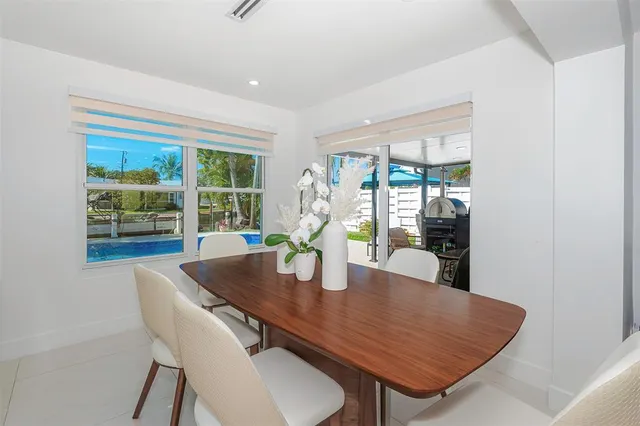 $939,000 | 825 Argonaut Isle, Dania Beach, FL 33004