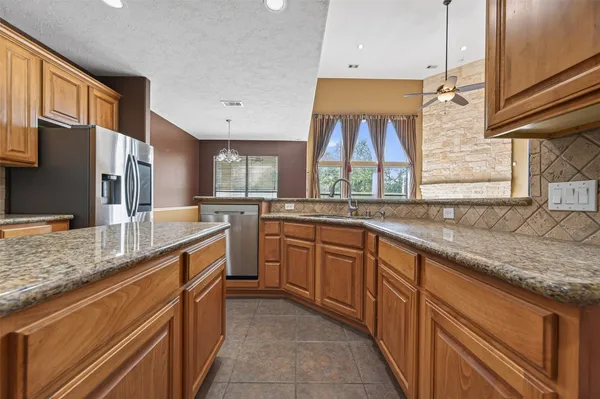 $400,000 | 11131 Maidenfair Drive, Tomball, TX 77375