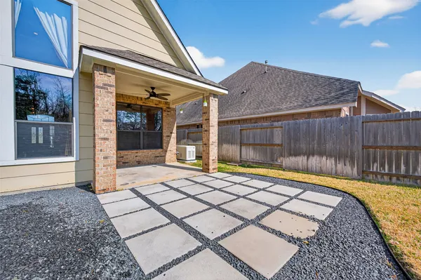 $400,000 | 11131 Maidenfair Drive, Tomball, TX 77375