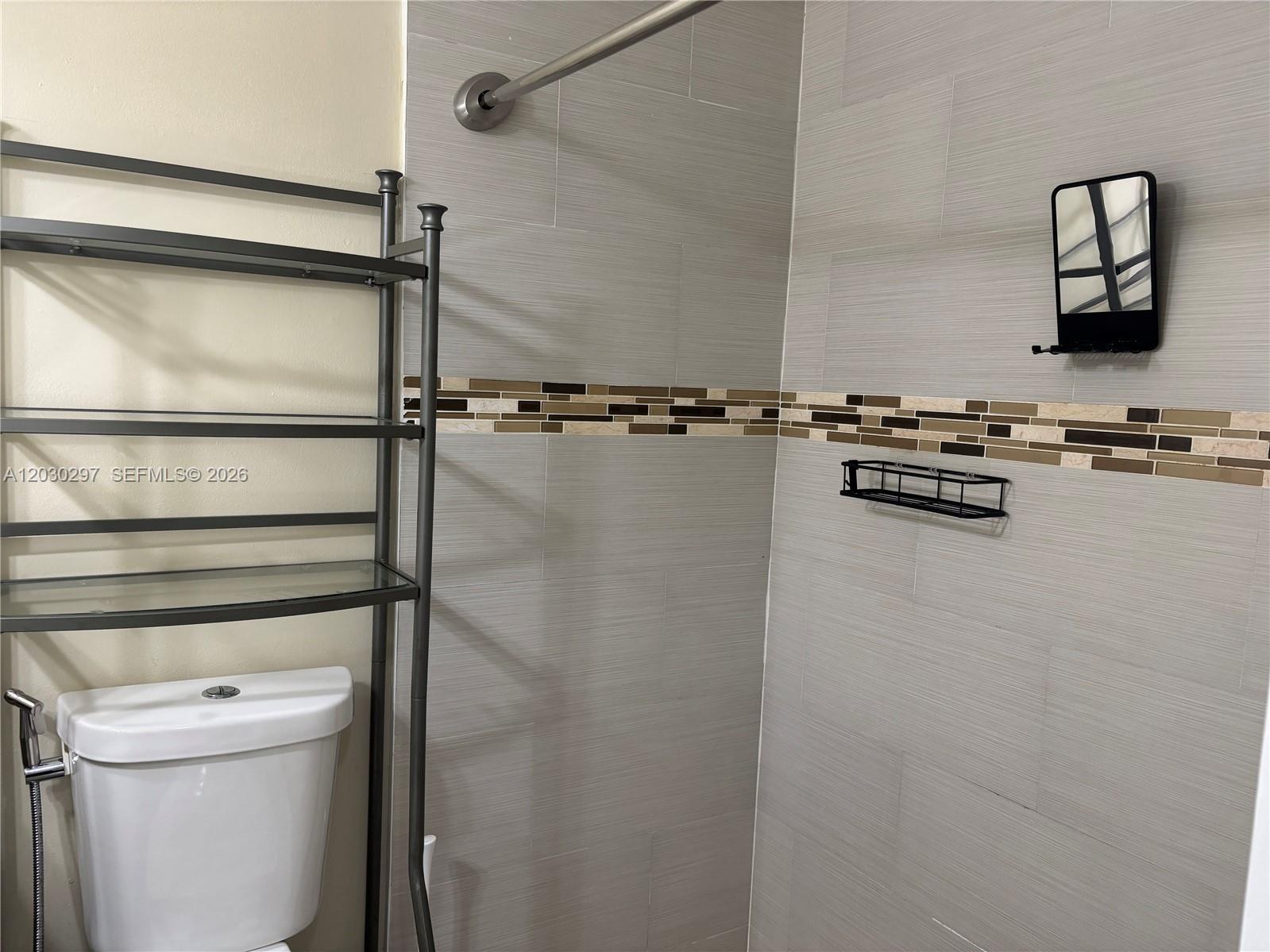 100 Gate Road, Unit 363 Hollywood, FL 33024 - Photo 22 of 32